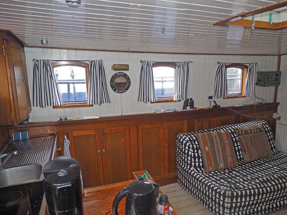 Salon, H&eacute;bergements